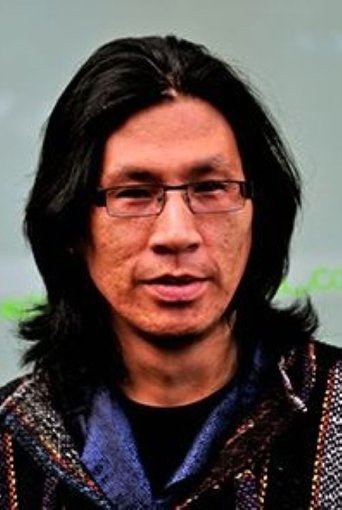Portrait of Kevin Papatie