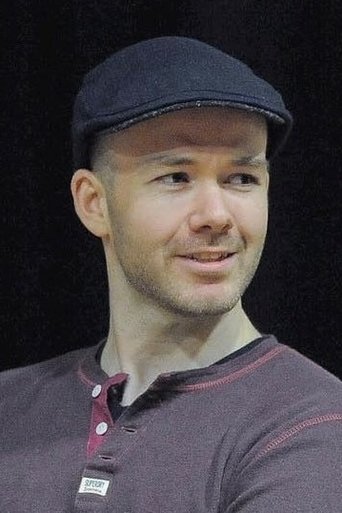 Portrait of Michael Lennox
