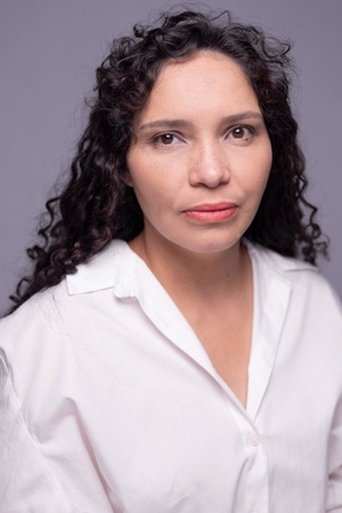 Portrait of Kelly Campelo