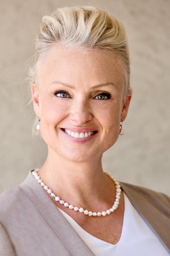 Portrait of Amy Jones Glenn