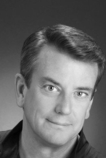Portrait of Kevin Hayes