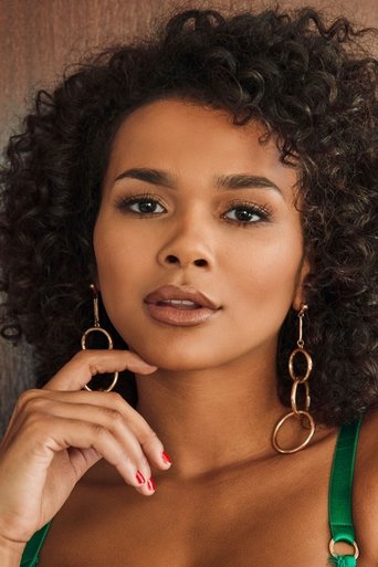 Portrait of Alina Ali