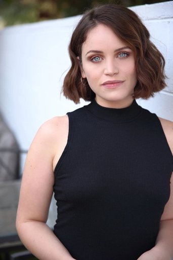 Portrait of Lindsay Pearce