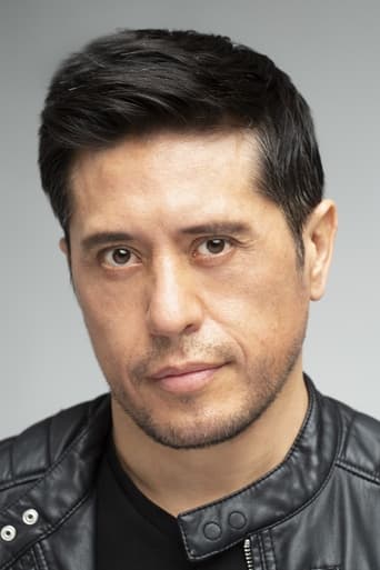 Portrait of Eddie Martinez