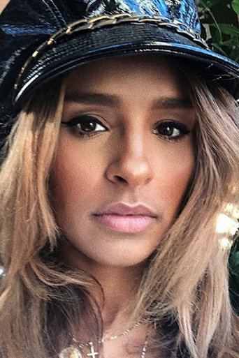 Portrait of Melody Thornton