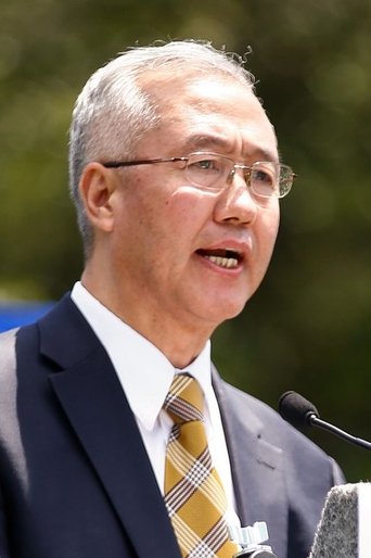 Portrait of Zhiyuan Wang