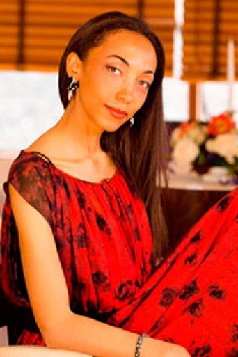 Portrait of Nicole Mouniushuli