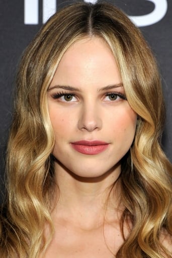 Portrait of Halston Sage