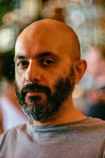 Portrait of Arash Akhgari