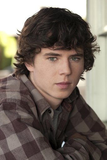 Portrait of Charlie McDermott