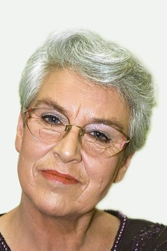 Portrait of Julia Axen