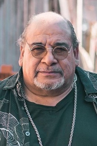 Portrait of Roly Serrano