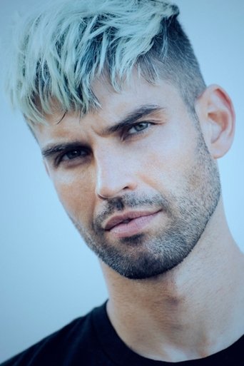 Portrait of Mikel Nylo