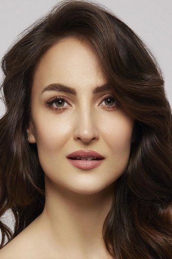 Portrait of Elli Avram