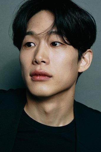 Portrait of Lee Chan-yong