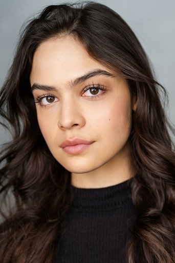 Portrait of Piper Runge