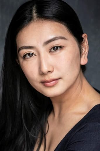 Portrait of Lisa Zhang