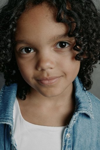 Portrait of Ava McCarthy