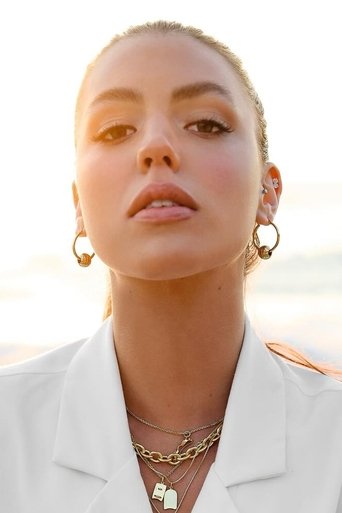 Portrait of Mia Rouba M. Kiss
