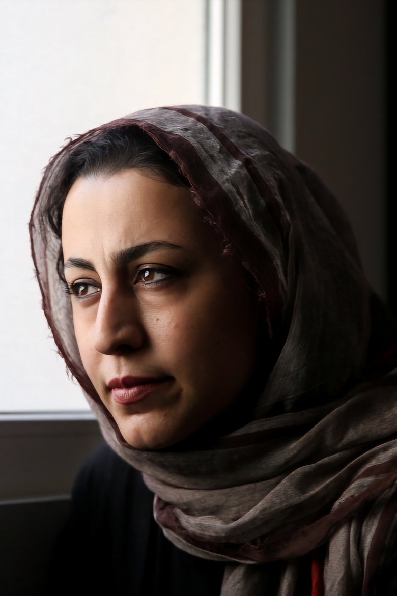 Portrait of Faeze Azizkhani