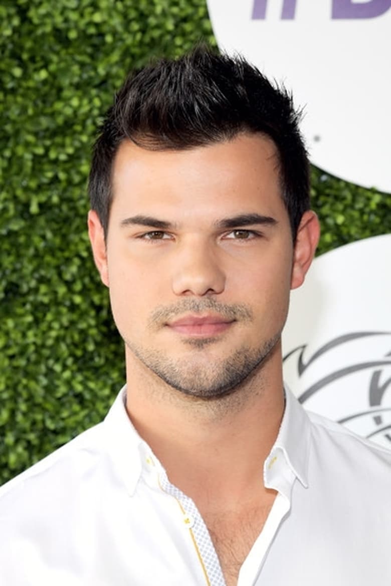 Portrait of Taylor Lautner