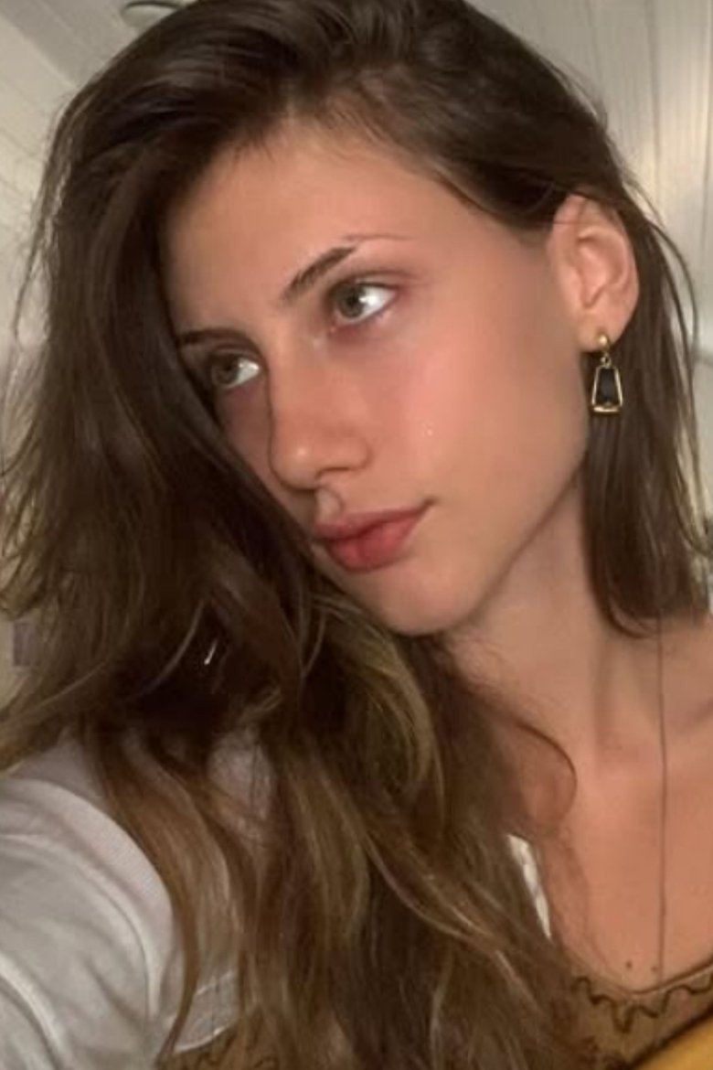 Portrait of Drya Elanor