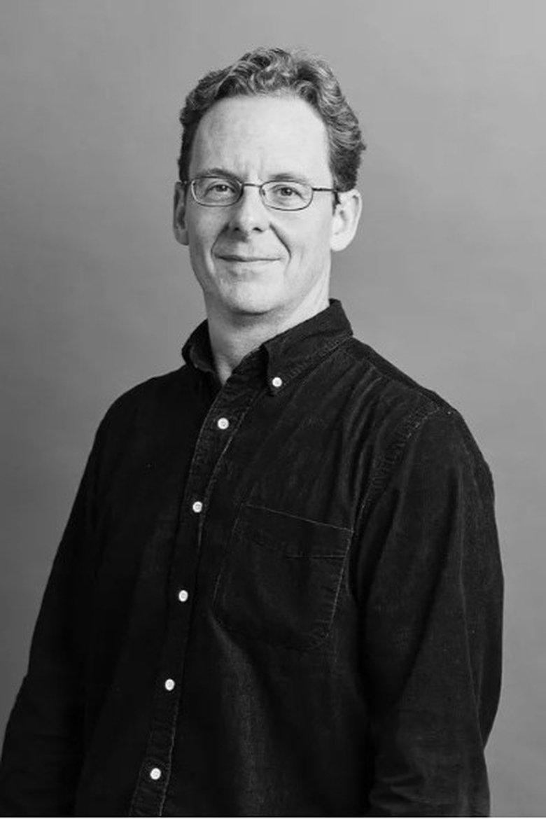 Portrait of Tom Mullens