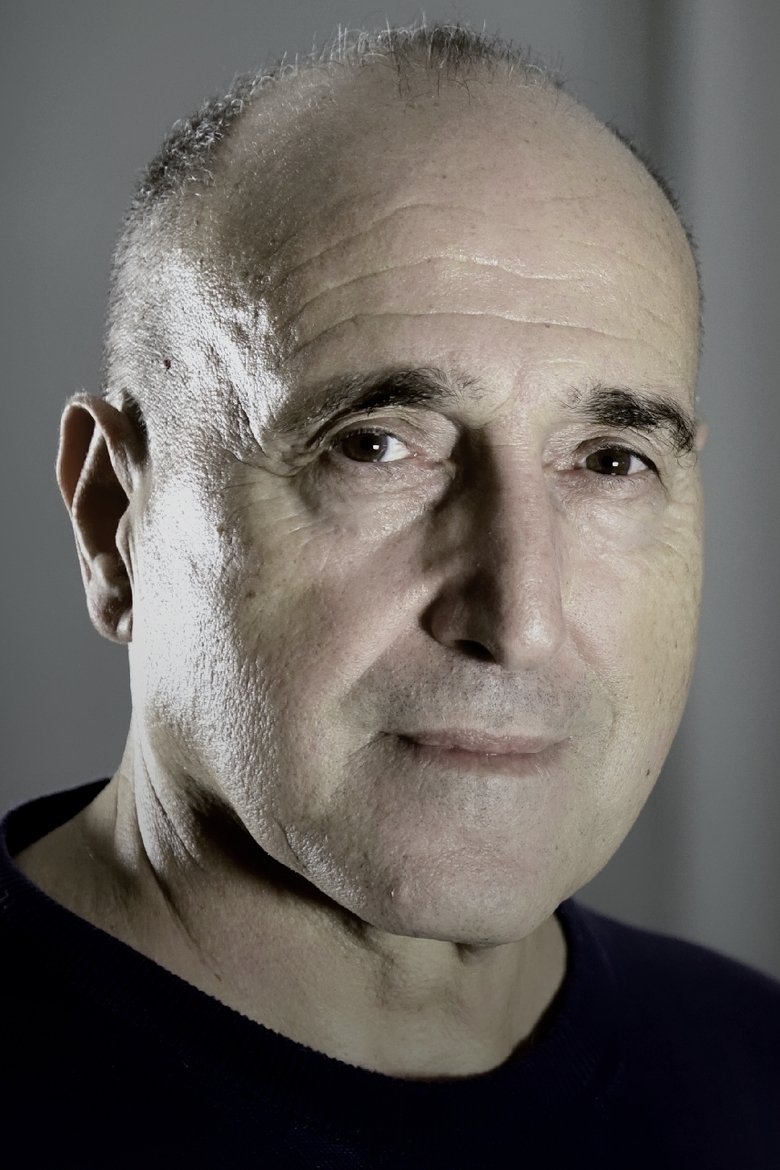 Portrait of Avi Bohbot