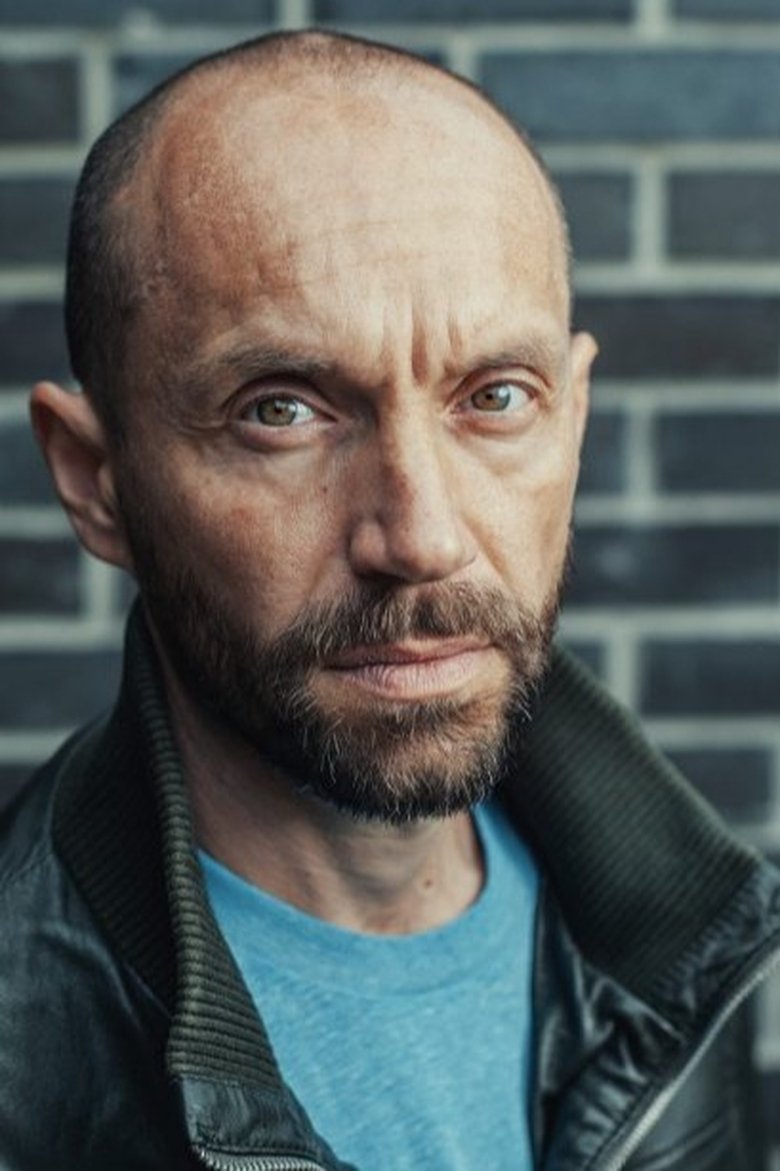 Portrait of Robert Luckay