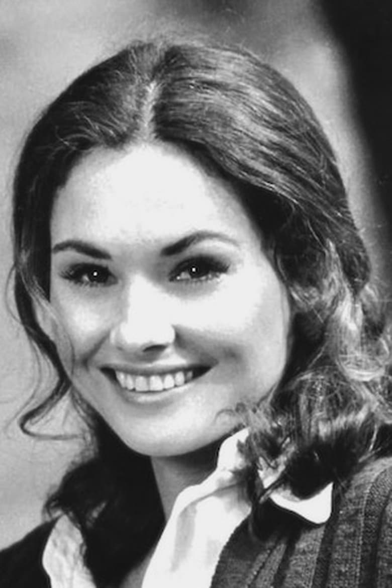 Portrait of Lori Saunders