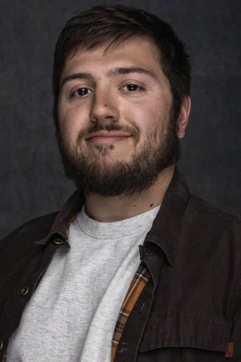 Portrait of Devon Deragon
