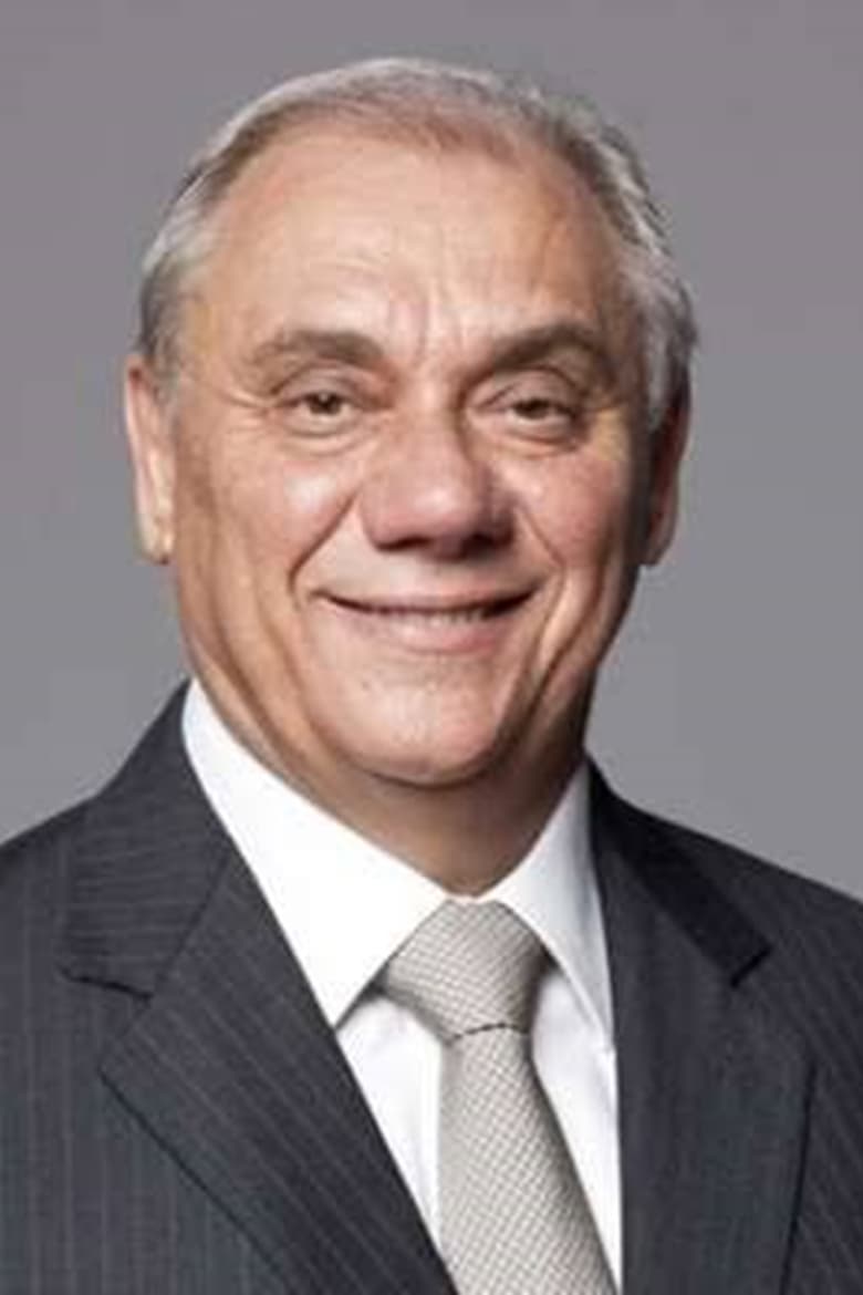 Portrait of Marcelo Rezende