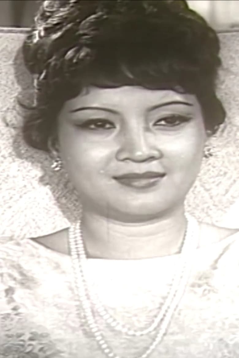 Portrait of Thu Hồng