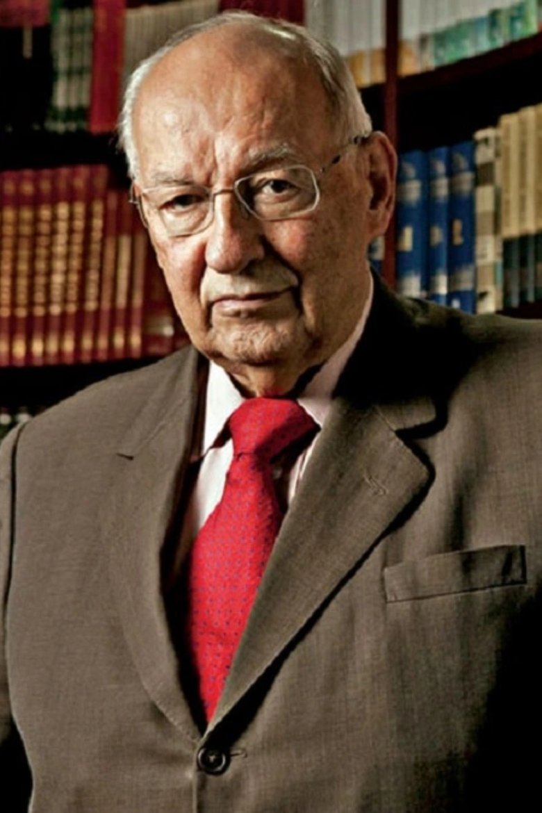 Portrait of Ives Gandra Martins