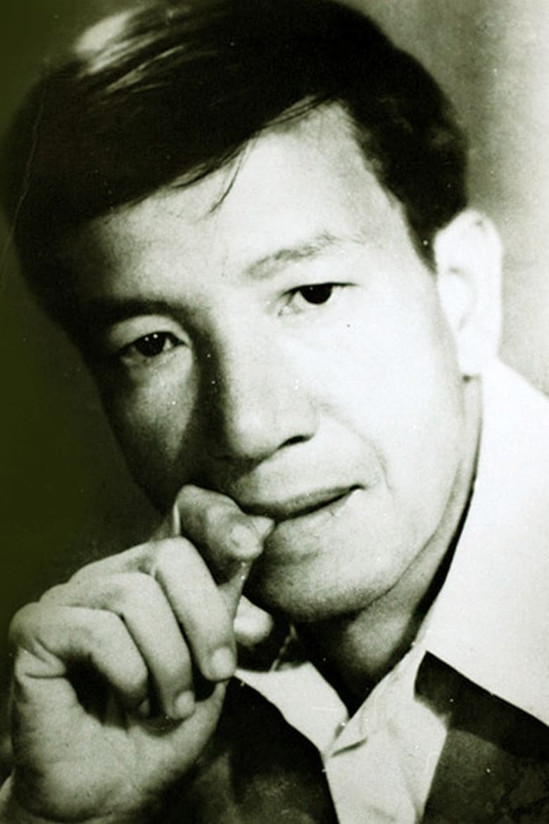 Portrait of Thinh Trinh