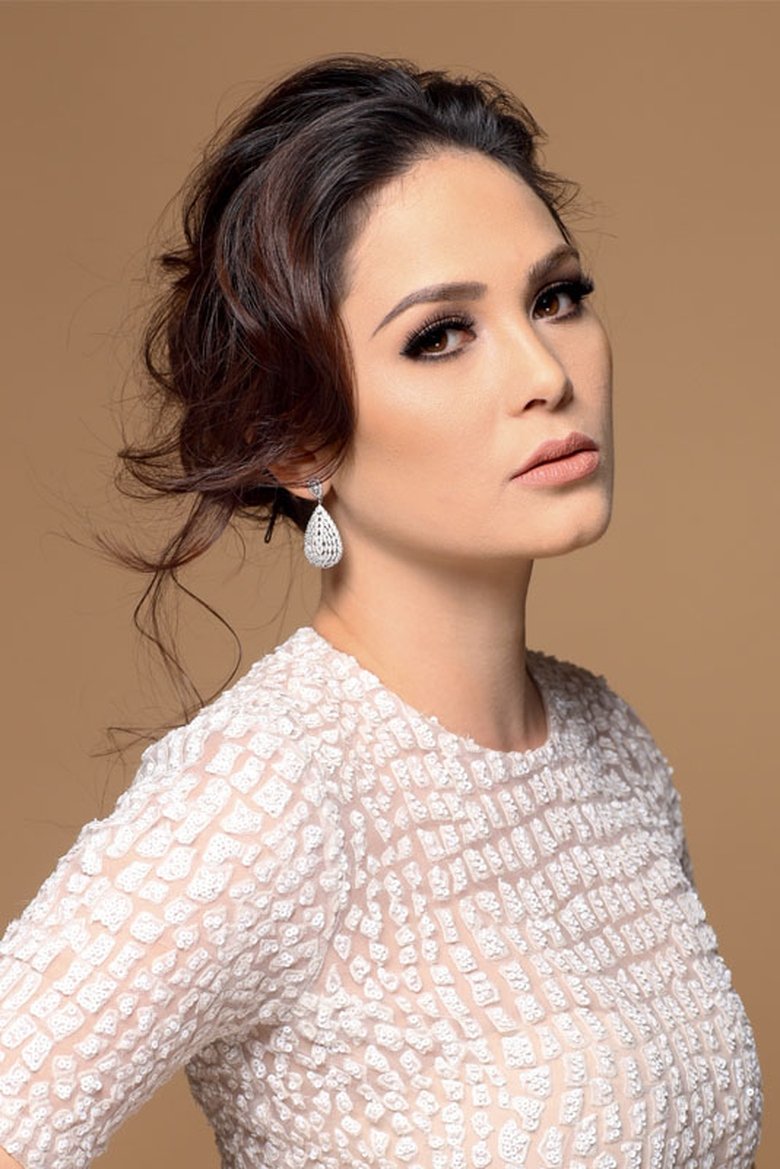 Portrait of Kristine Hermosa