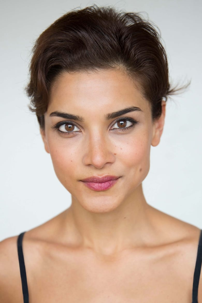 Portrait of Amber Rose Revah