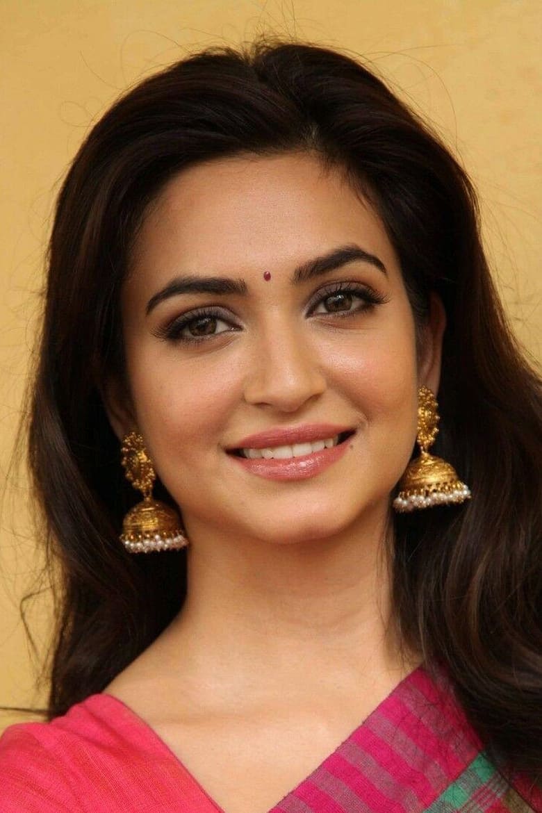 Portrait of Kriti Kharbanda