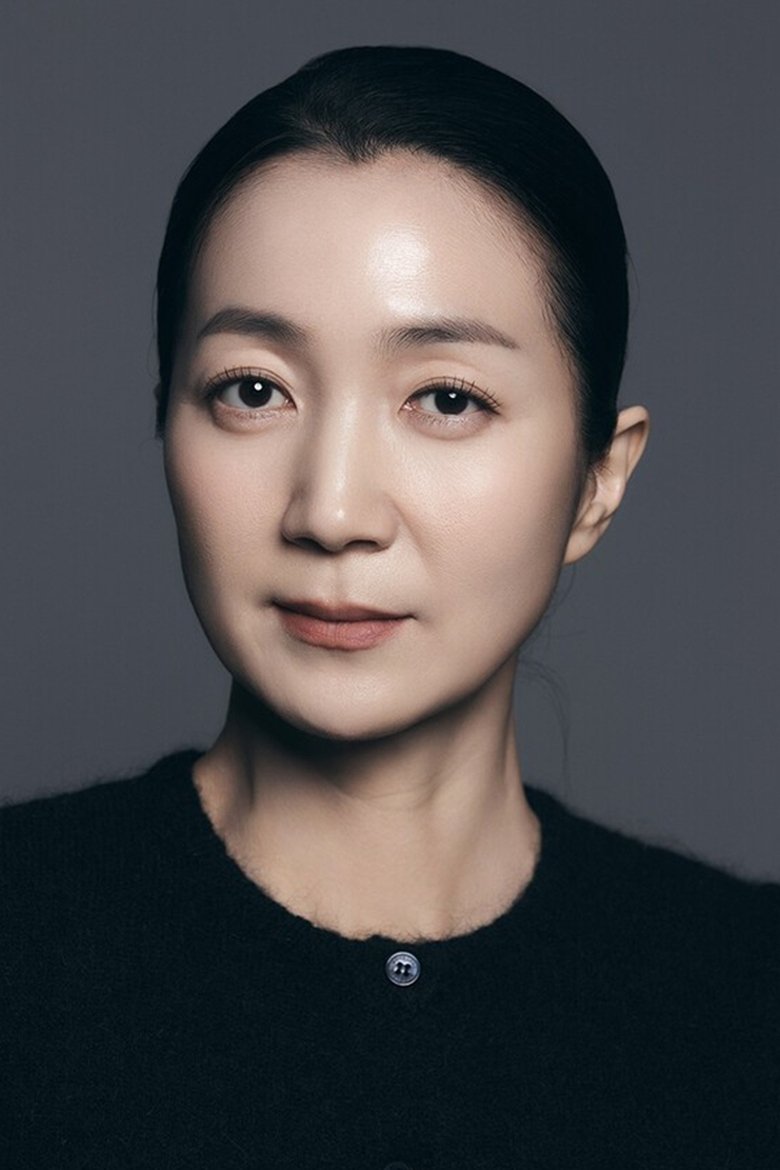 Portrait of Kim Joo-ryoung