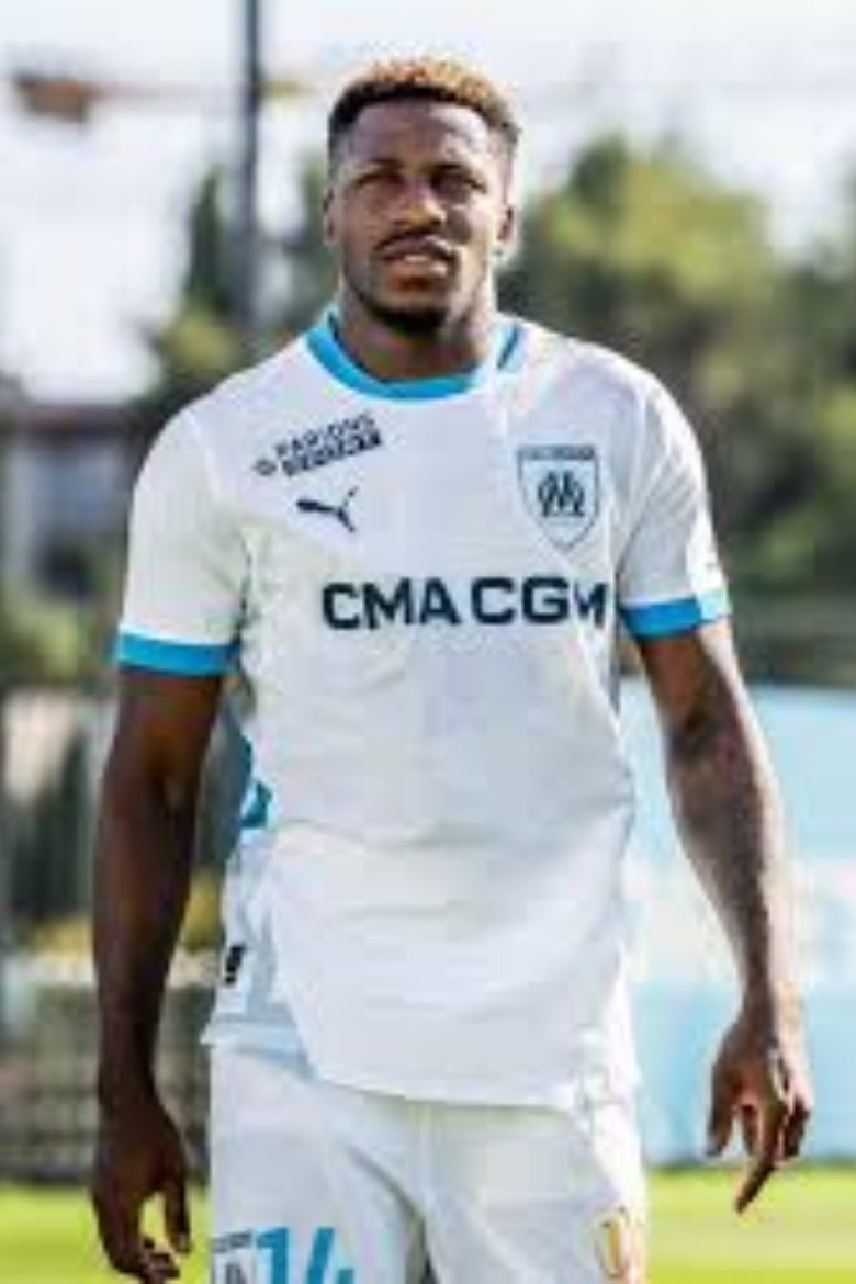 Portrait of Faris Moumbagna