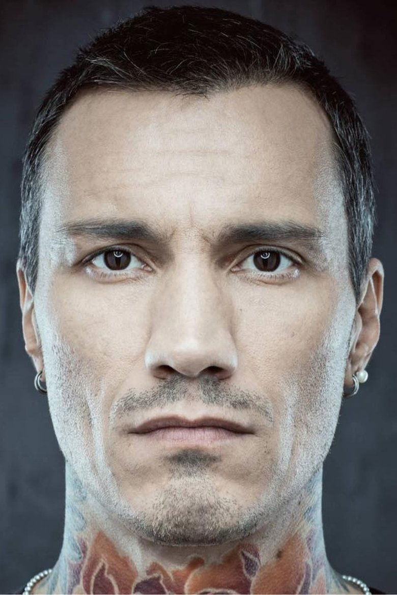 Portrait of Marten Roberto