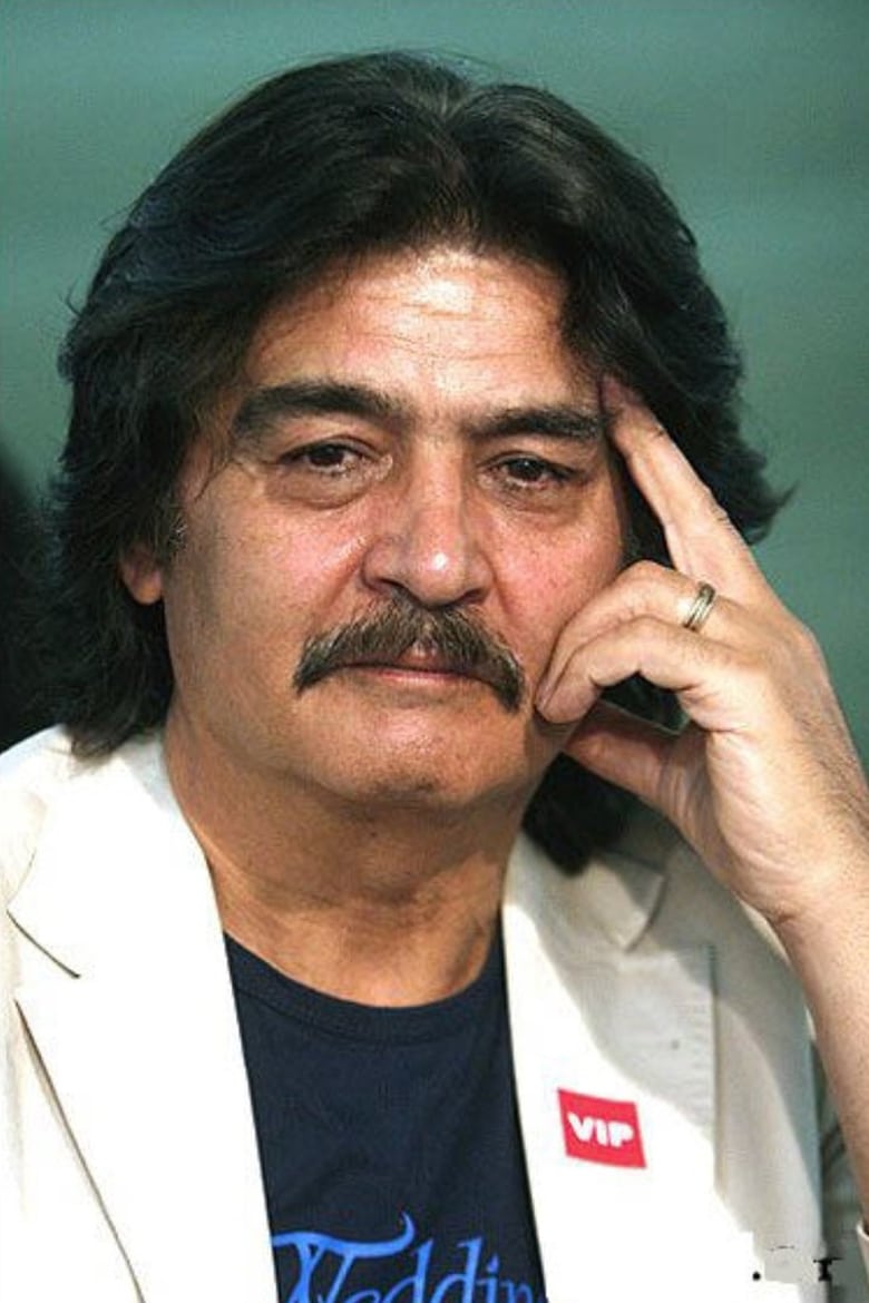 Portrait of Reza Rouygari