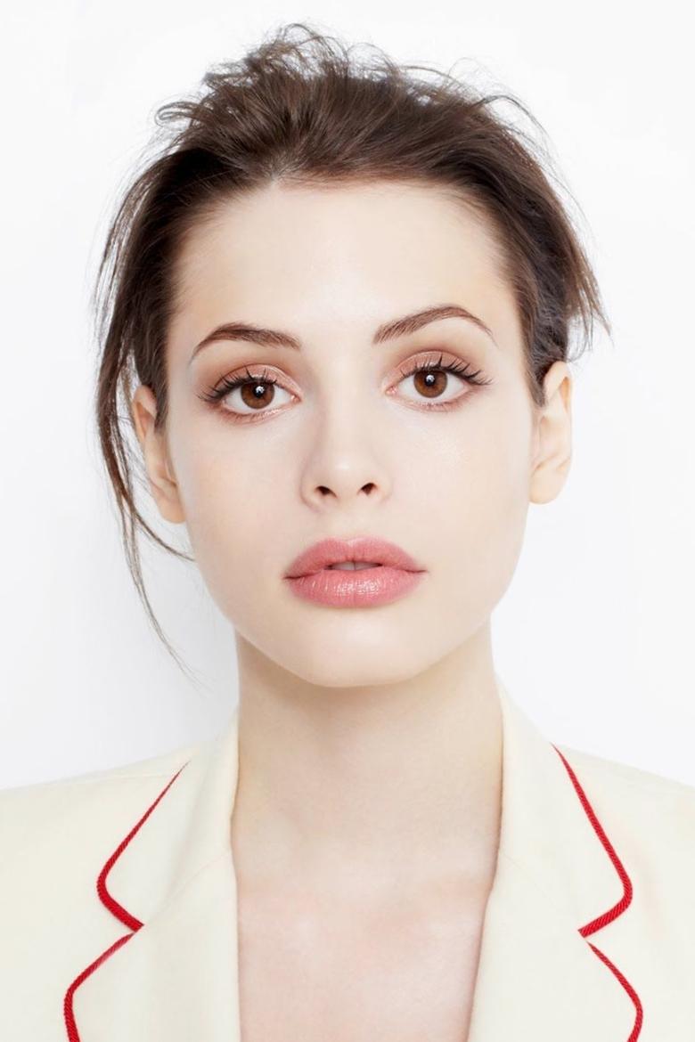 Portrait of Charlotte Kemp Muhl