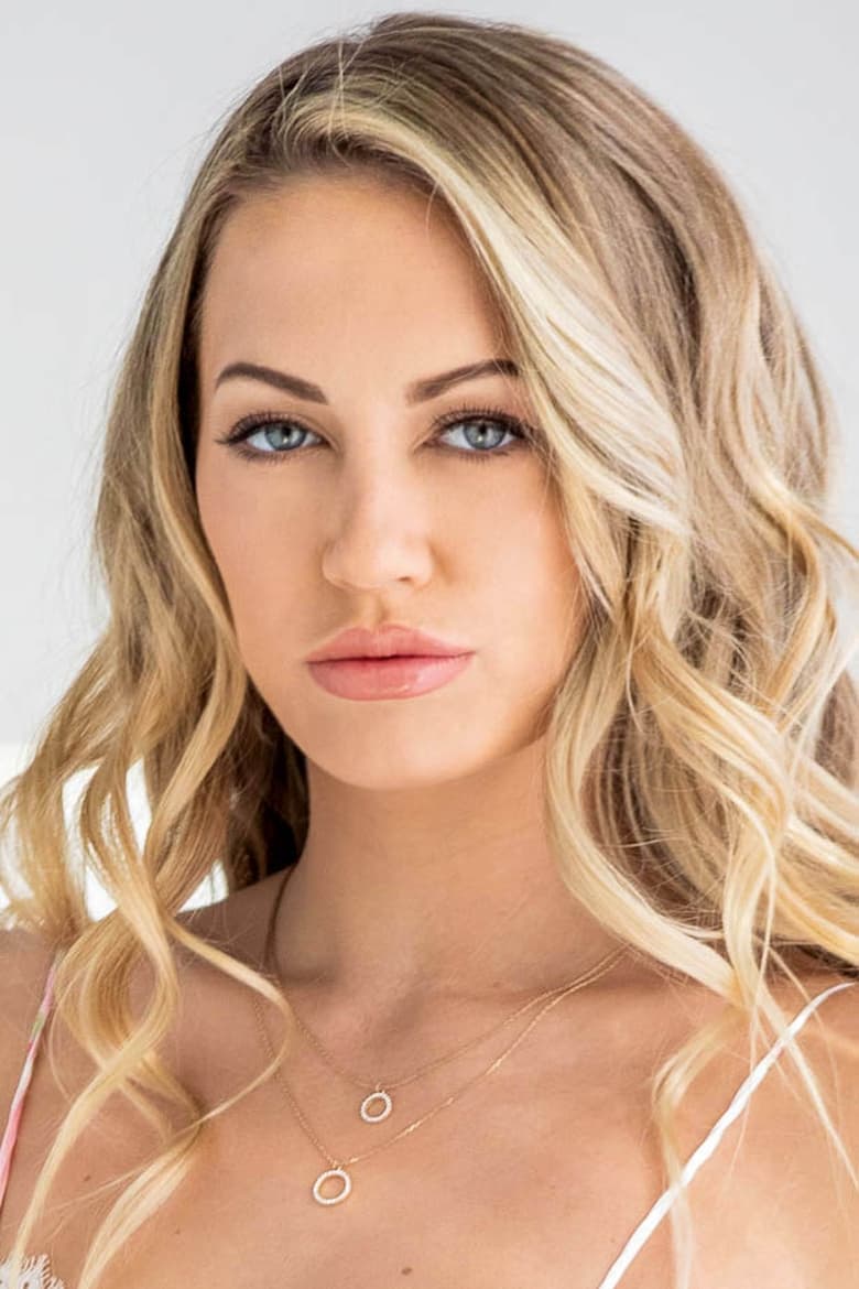 Portrait of Adira Allure