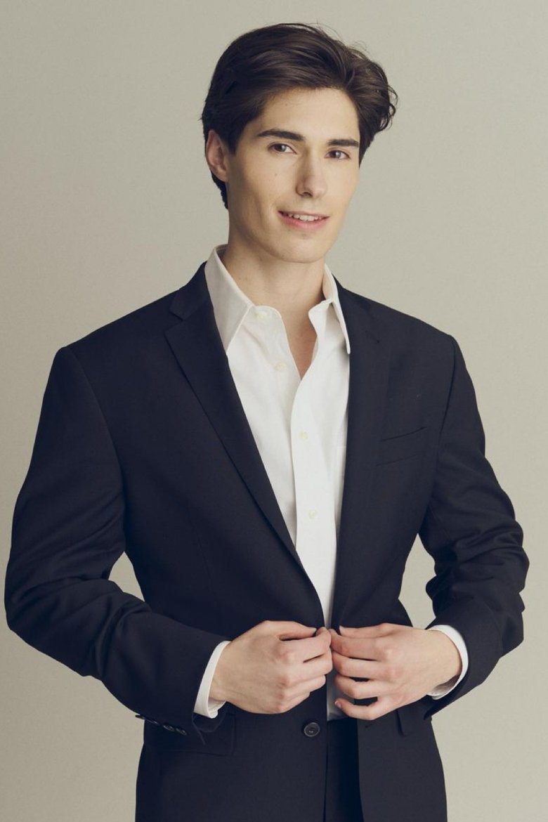 Portrait of Aidan Levinson