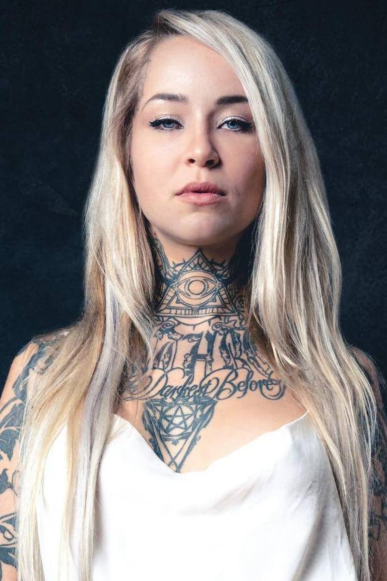 Portrait of Sara Fabel