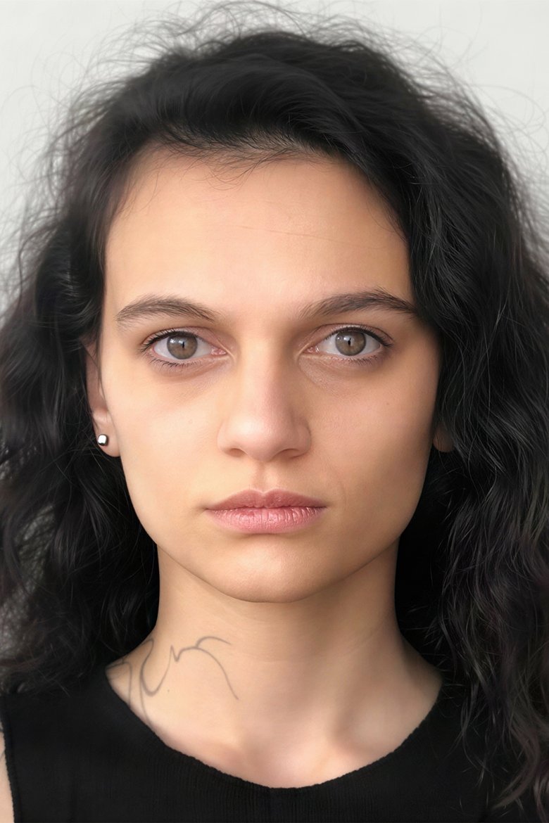 Portrait of Büşra Albayrak