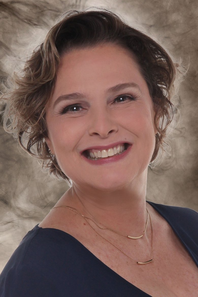 Portrait of Louise Cardoso