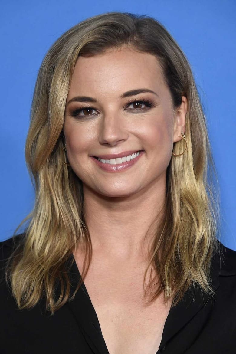 Portrait of Emily VanCamp