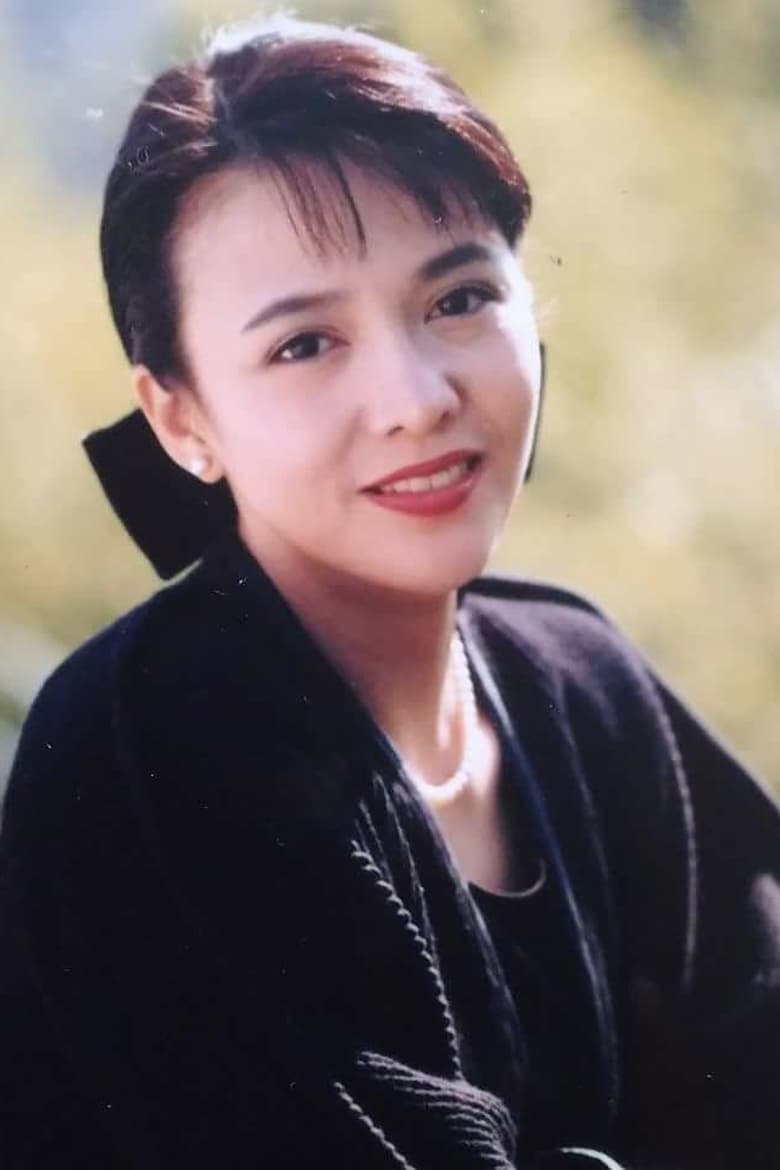 Portrait of Carol Cheng